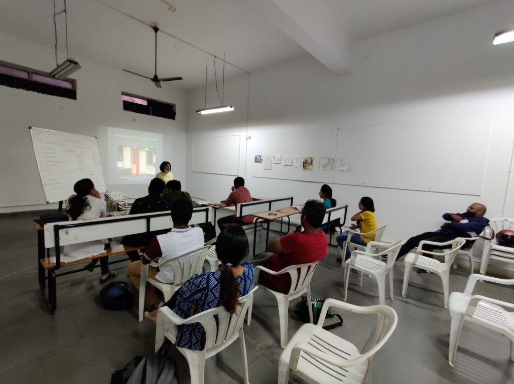 Lectures on Art curation for Masters of Visual Arts